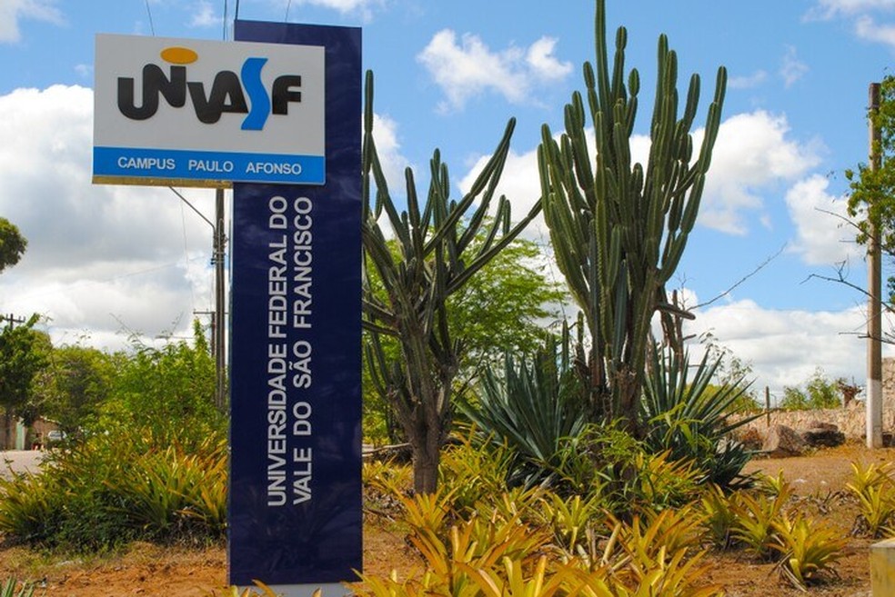 MPF investiga militares por suspeita de fraude em esquema de transferências universitárias para curso de medicina na BA